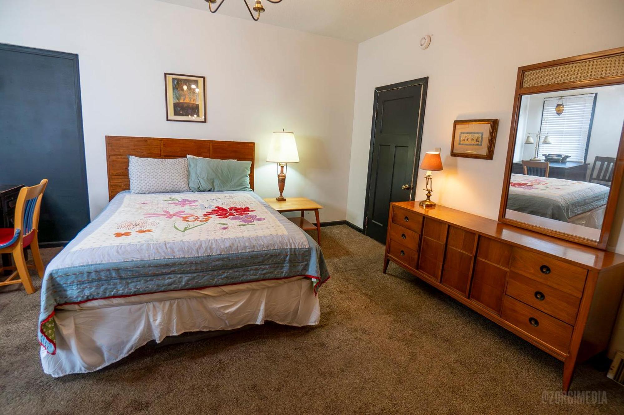 Apartamento Parkside Paradise Elegant Victorian Just Steps From The Park Homestead