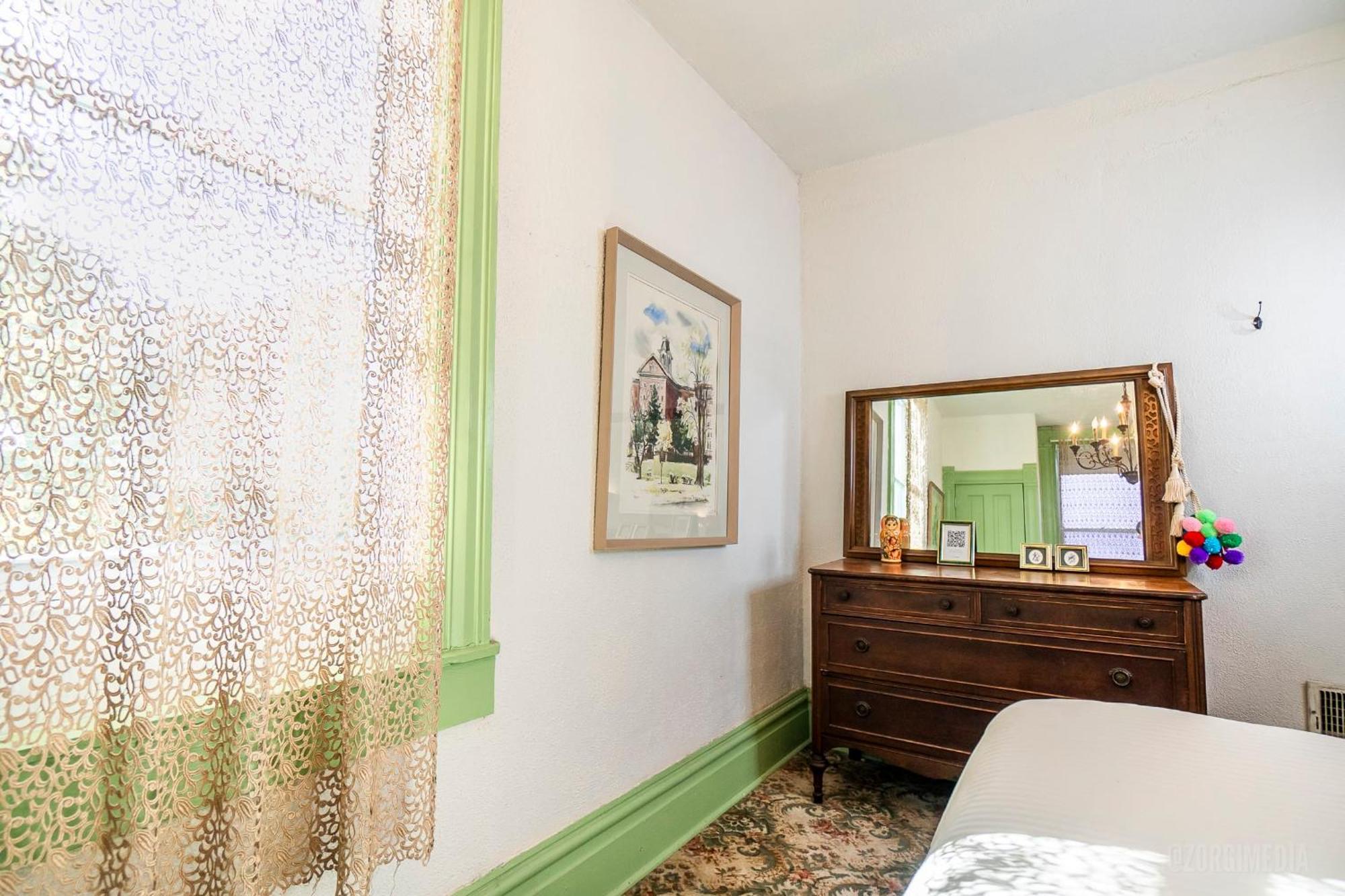 Parkside Paradise Elegant Victorian Just Steps From The Park Apartamento