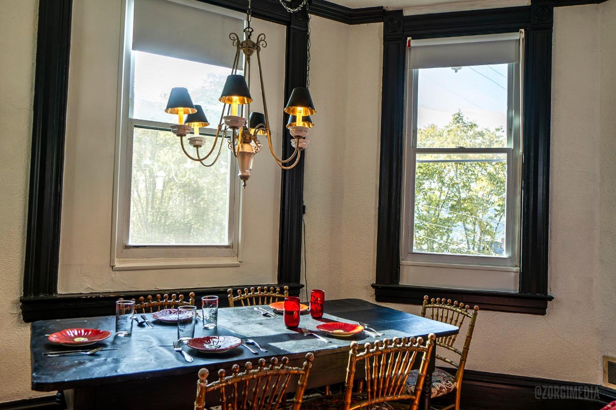 Parkside Paradise Elegant Victorian Just Steps From The Park Apartamento Homestead